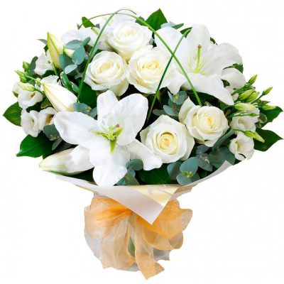 Дизайнерский букет живых цветов «Белый шик»