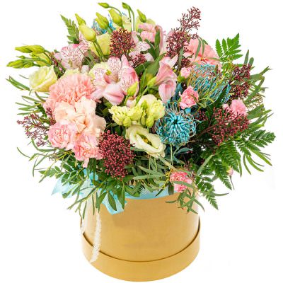 Шикарный букет в коробке «Нежное прикосновение»