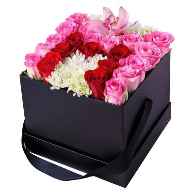 Коробка с цветами «Цветочная магия»