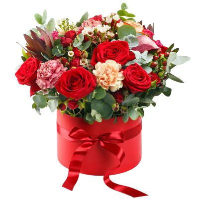 Шляпная коробка с цветами «Люминия»