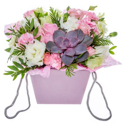 Коробка с цветами «Сказка нежности»